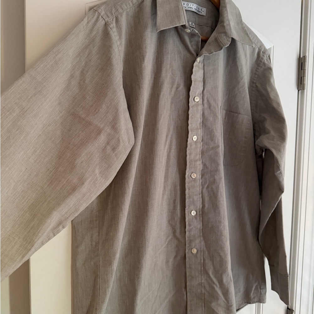 Van Heusen Light Gray Casual Button-Down Shirt - Picture 2 of 4